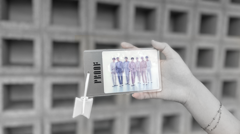 BTS Proof 3D LENTICULAR PREMIUM CARD STRAP – Mikro-Premium Shop